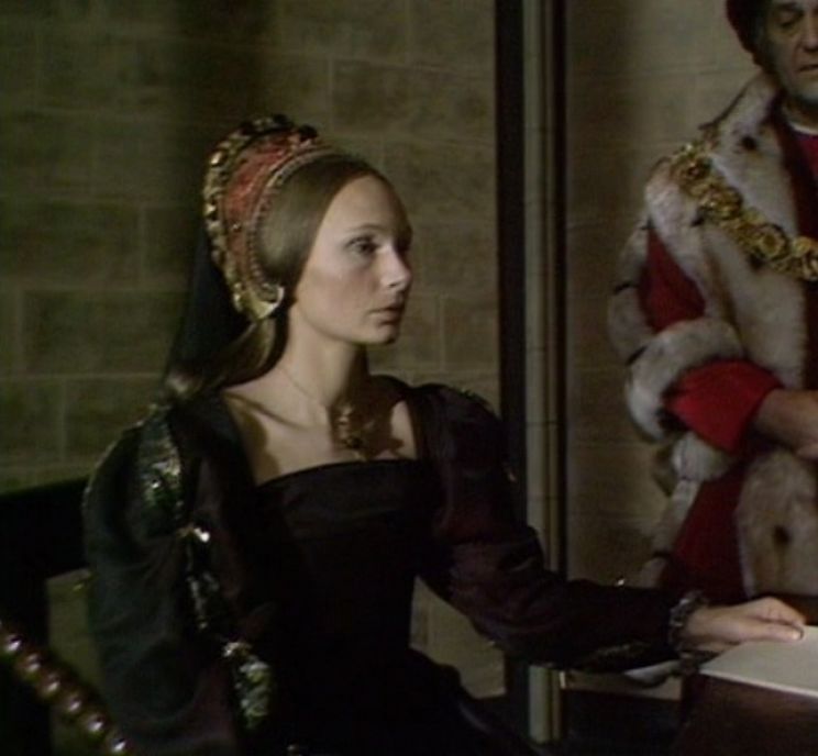 Angela Pleasence