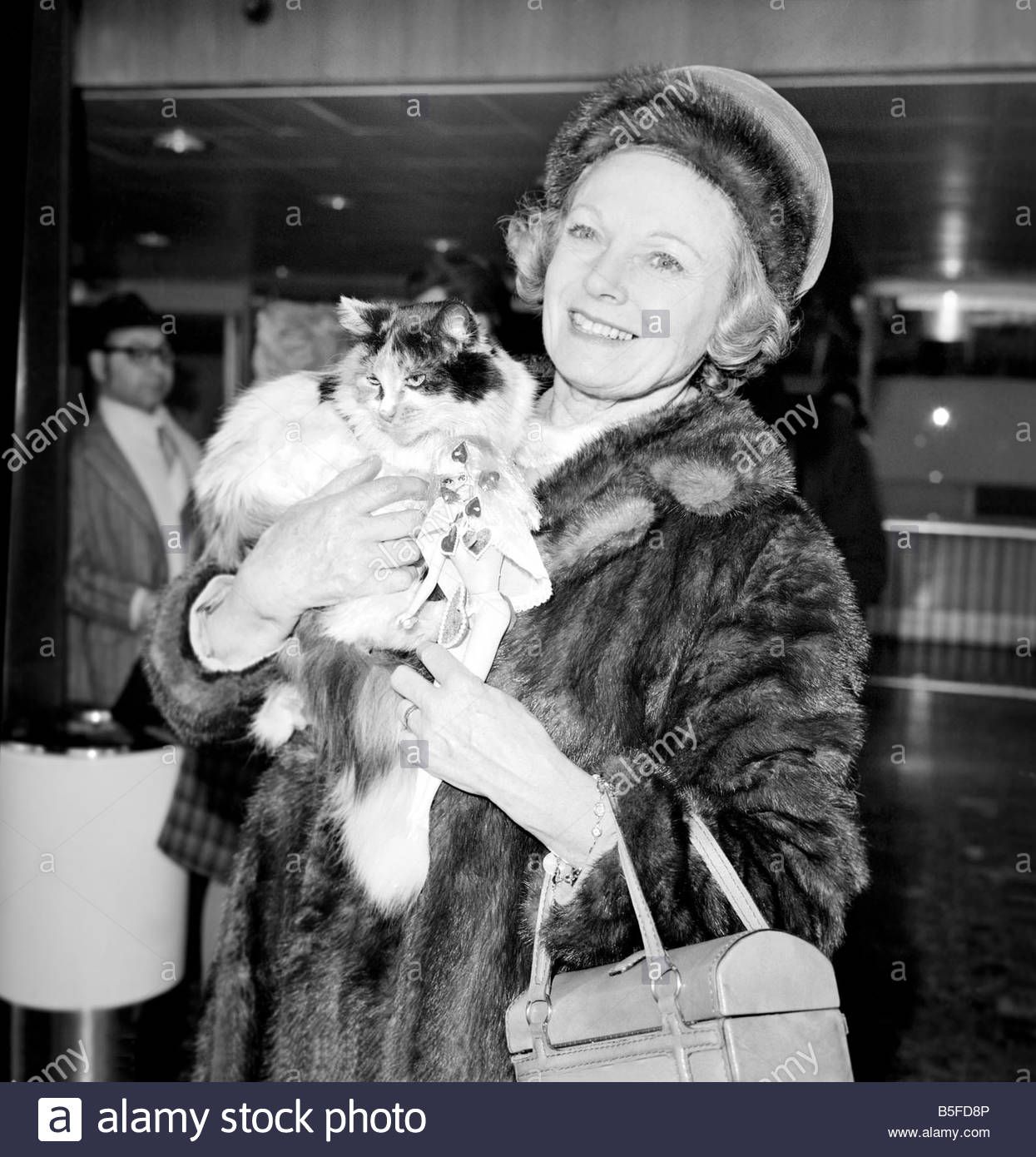 Pictures Of Anna Neagle