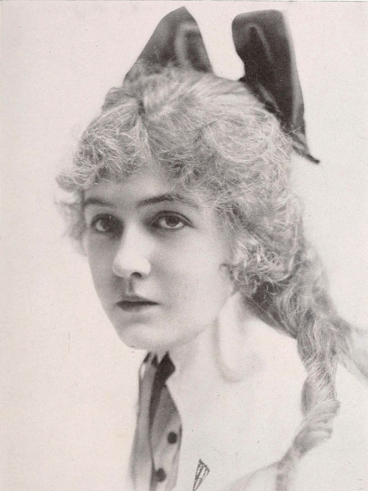 Pictures of Dorothy Gish