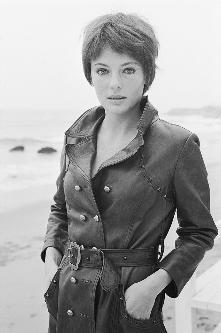 Pictures of Jacqueline Bisset