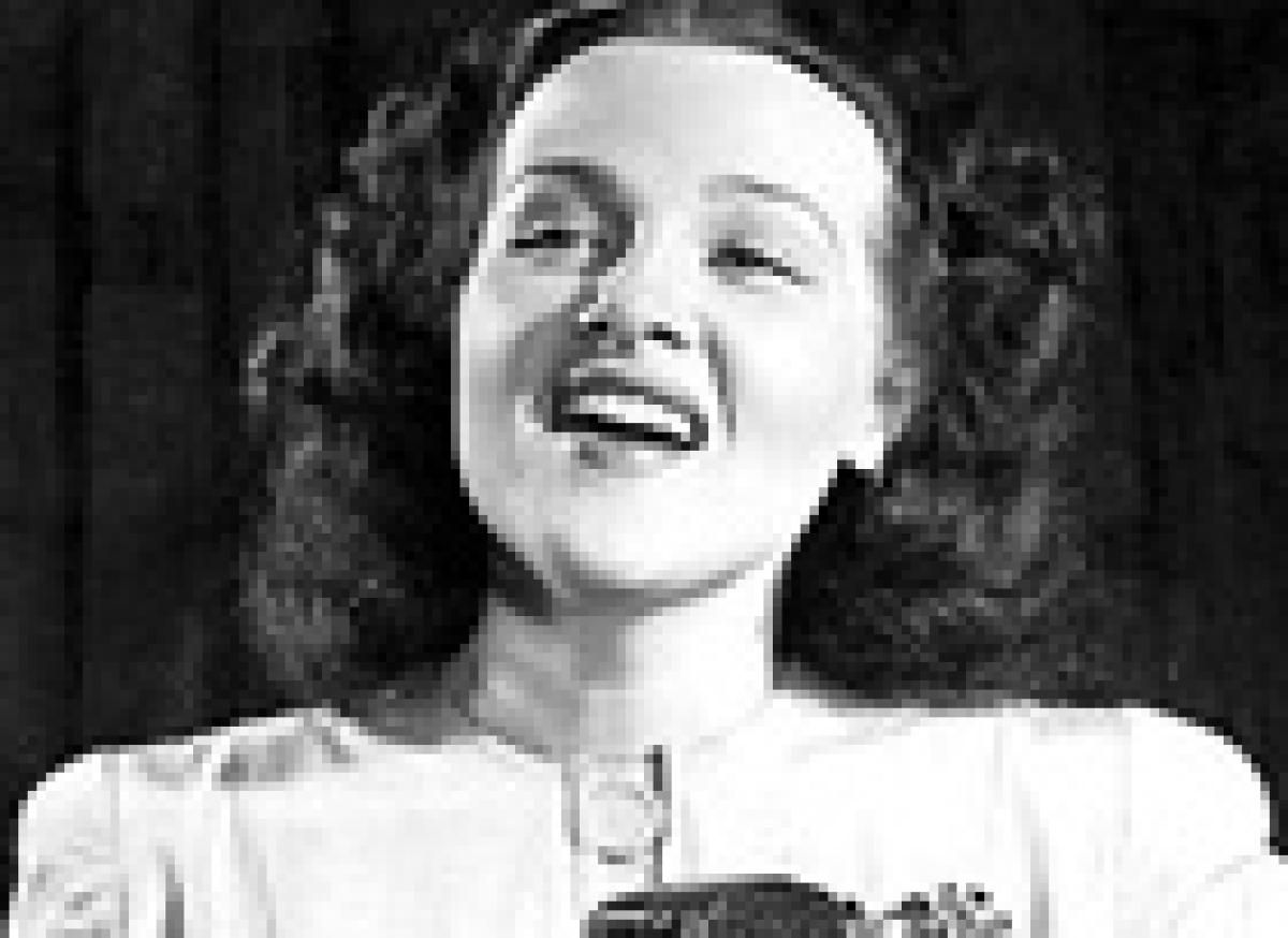 Pictures of Jo Stafford