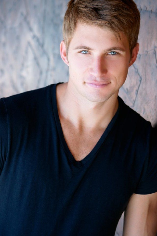 Pictures of Justin Deeley