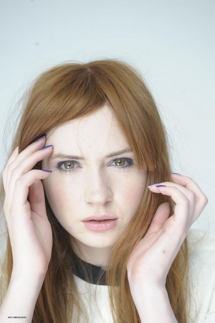 Pictures of Karen Gillan