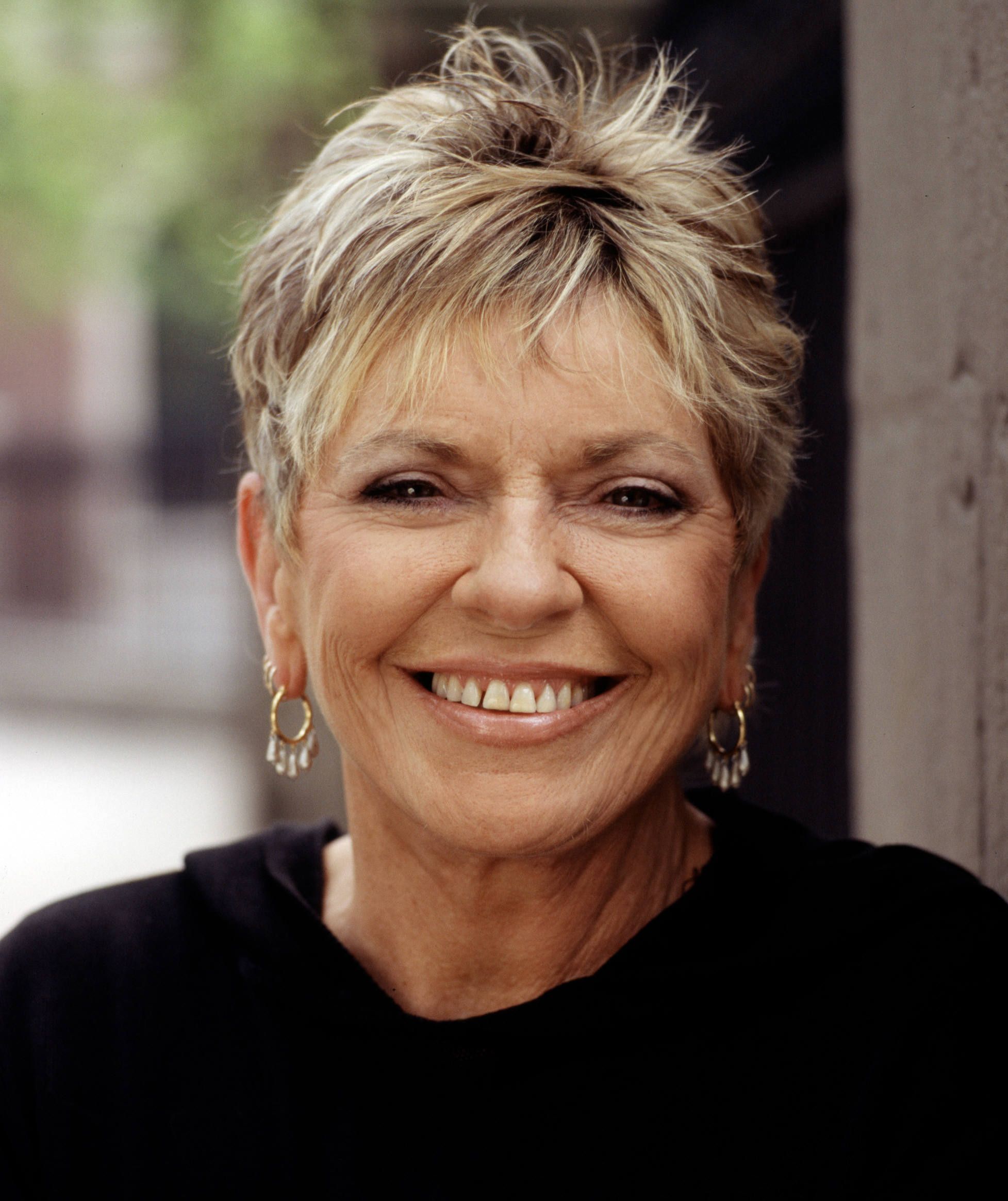 Pictures Of Linda Ellerbee