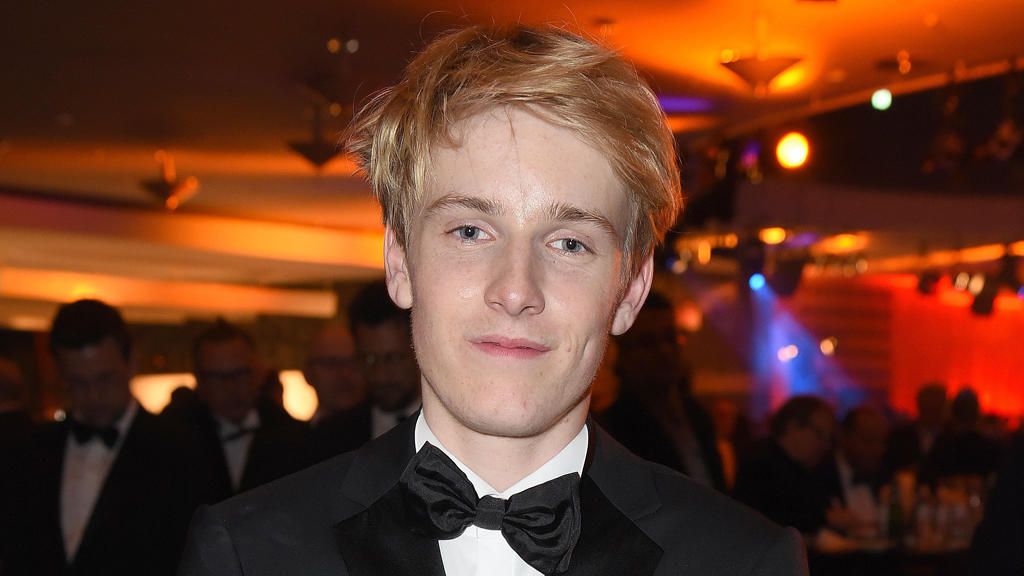 Pictures of Louis Hofmann