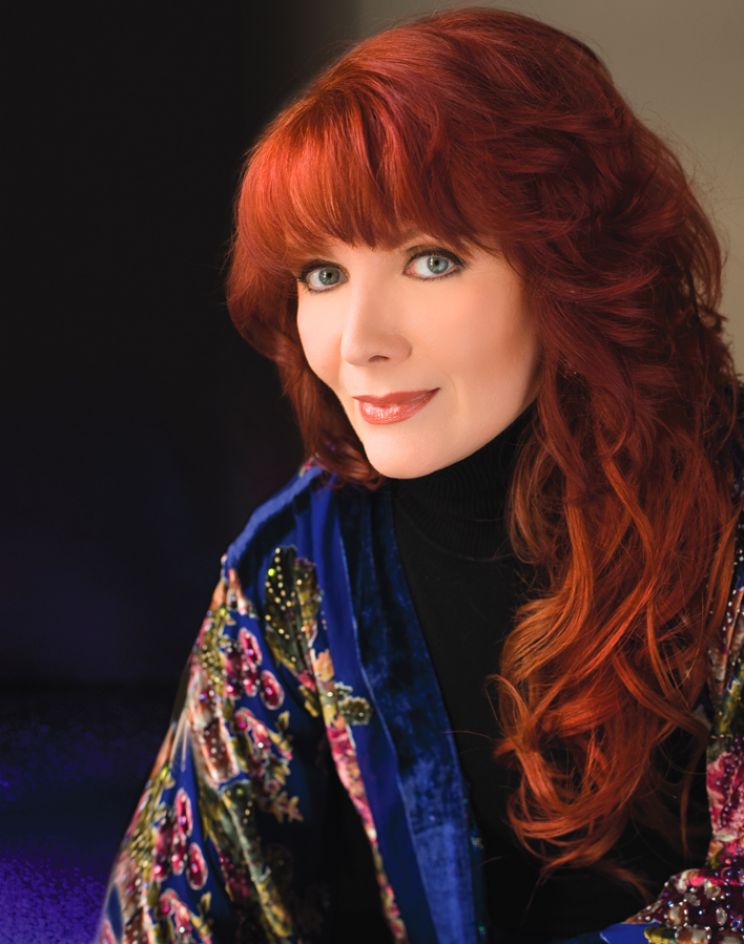 Pictures of Maureen McGovern