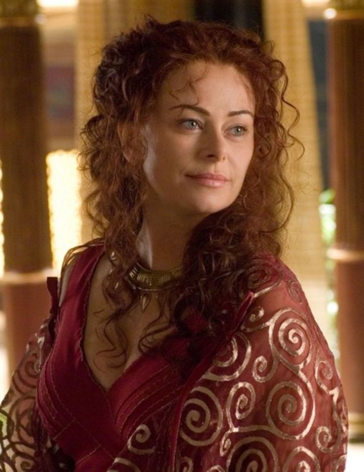 Pictures Of Polly Walker 0859