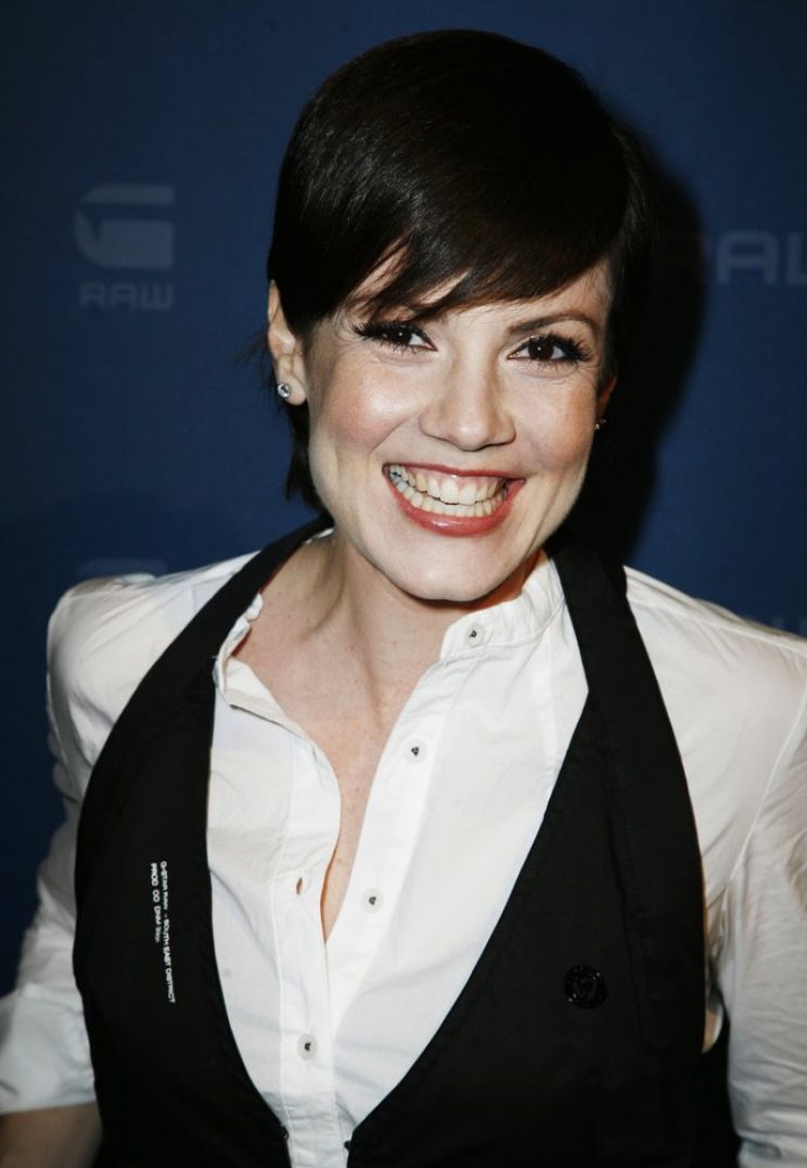 Zoe McLellan